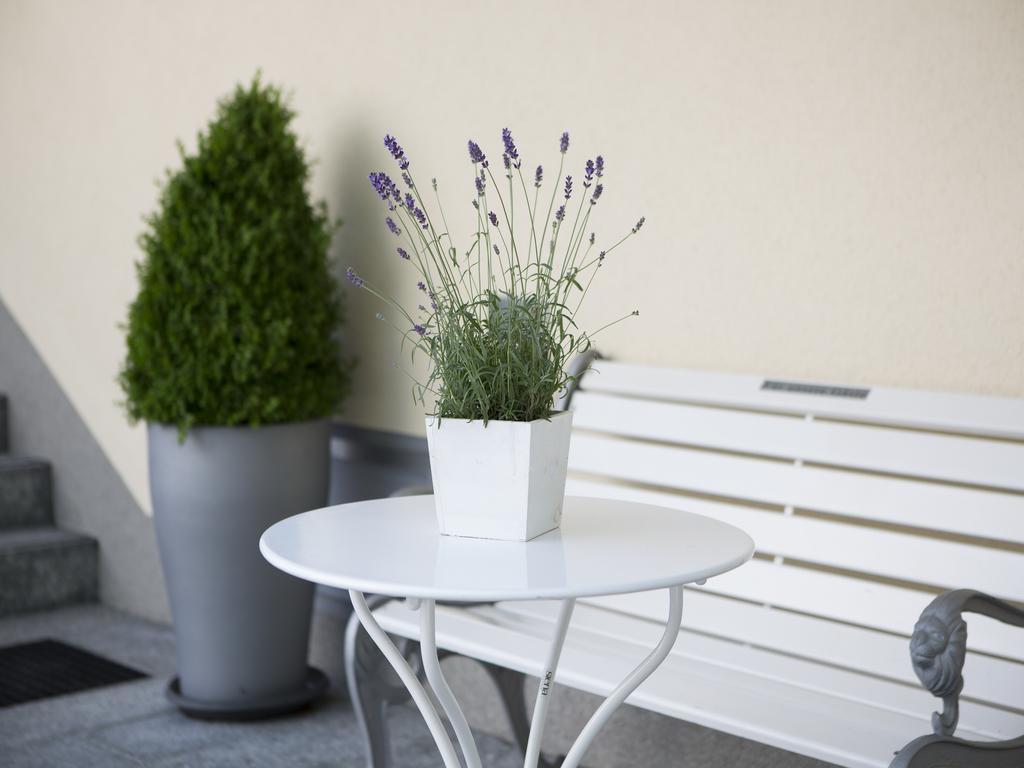 Hotel Kriemhild Am Hirschgarten München
